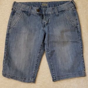 Old navy shorts "The Diva"